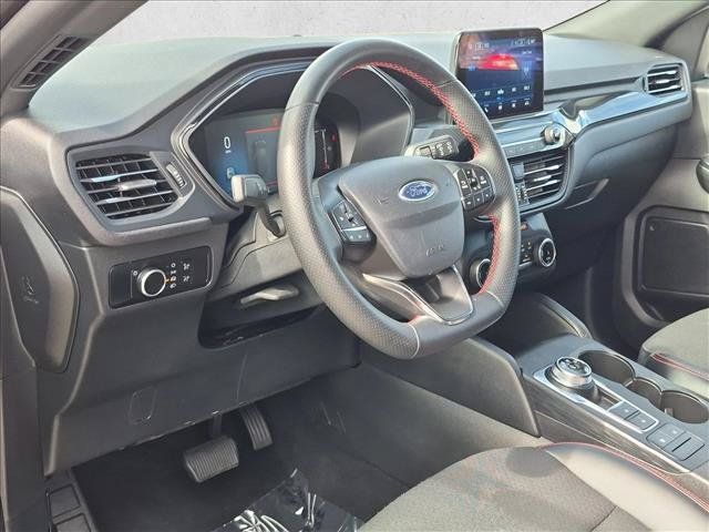 Used 2025 Ford Escape ST-Line AWD/4WD image 10