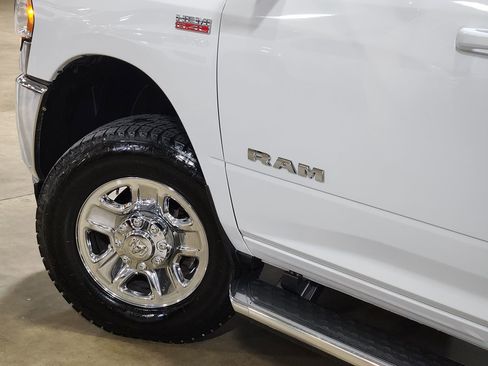 Used 2022 RAM 2500 Big Horn AWD/4WD image 23