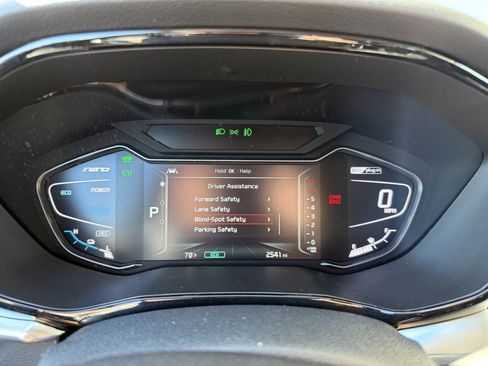 Used 2022 Kia Niro EX image 21