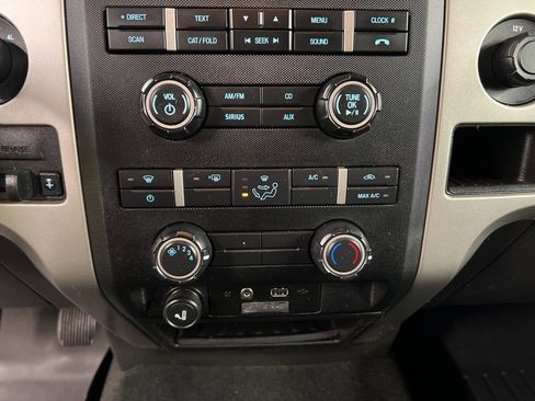 Used 2011 Ford F150 XLT w/ XLT Chrome Pkg image 10