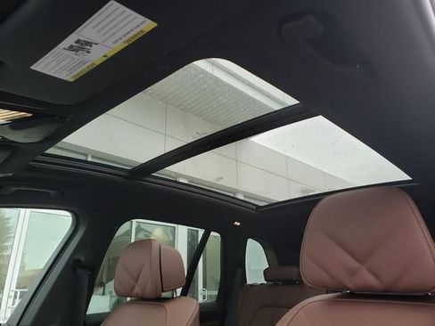 New 2026 BMW X5 xDrive50e w/ M Sport Package image 22