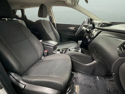 Used 2018 Nissan Rogue Sport S FWD image 20