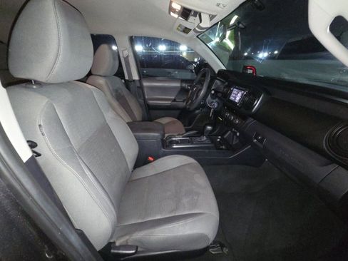 Used 2017 Toyota Tacoma SR w/ SR Convenience Package image 15