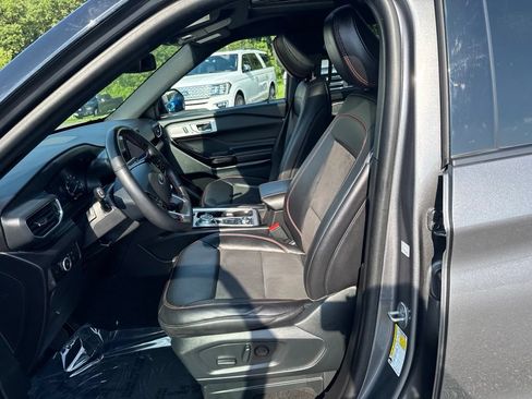 Used 2023 Ford Explorer ST-Line w/ Class IV Trailer Tow Package AWD/4WD image 10
