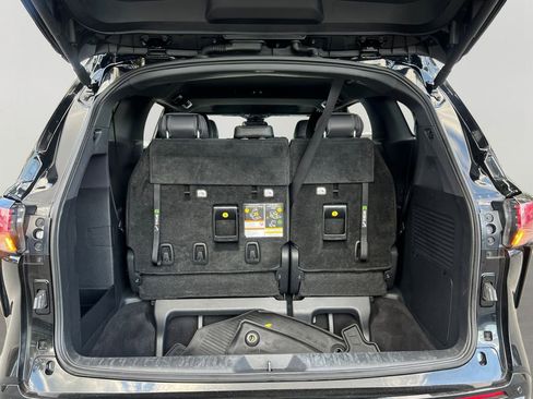 Used 2022 Toyota Sienna XSE image 11