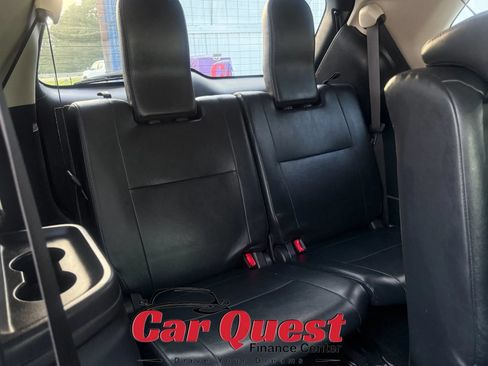 Used 2019 Mitsubishi Outlander SEL AWD/4WD image 21