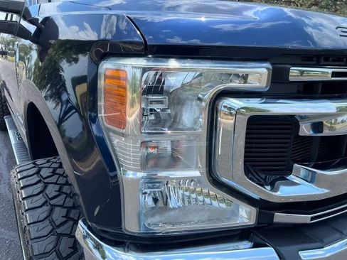 Used 2022 Ford F250 XLT AWD/4WD image 10