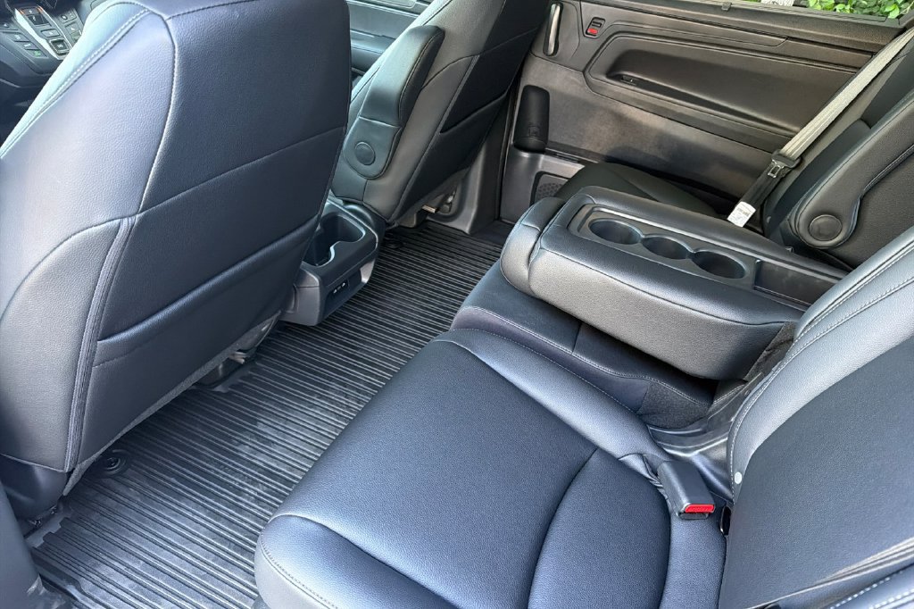 New 2027 Honda Odyssey EX-L image 17