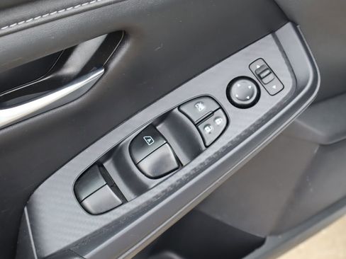 Used 2024 Nissan Sentra SV FWD image 20