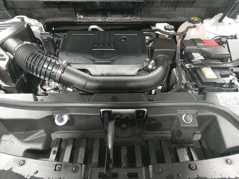 Used 2023 GMC Acadia SLE w/ Driver Convenience Package image 33