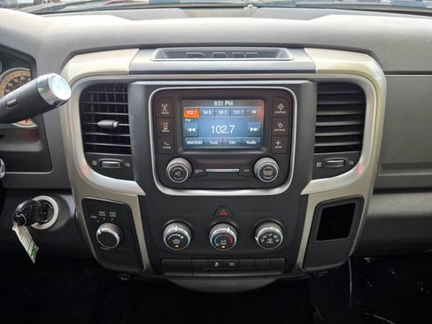 Used 2013 RAM 1500 Classic SLT w/ Premium Display Pkg AWD/4WD image 16
