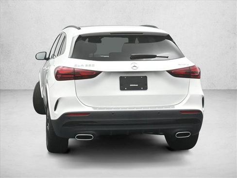 Certified 2026 Mercedes-Benz GLA 250 4MATIC image 5