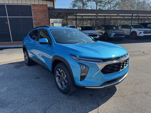 New 2026 Chevrolet Trax LT image 4