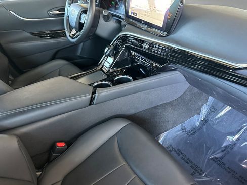 Certified 2023 Toyota Mirai XLE w/ Advanced Technology Package image 19