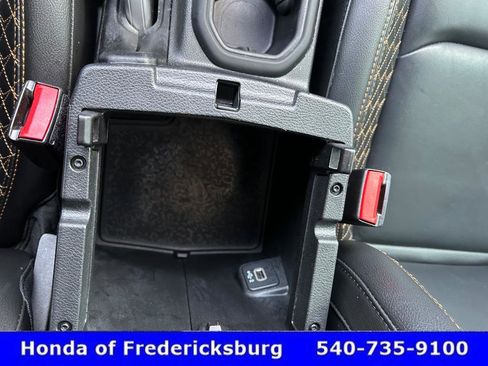 Used 2023 Jeep Wrangler Unlimited Sahara image 36