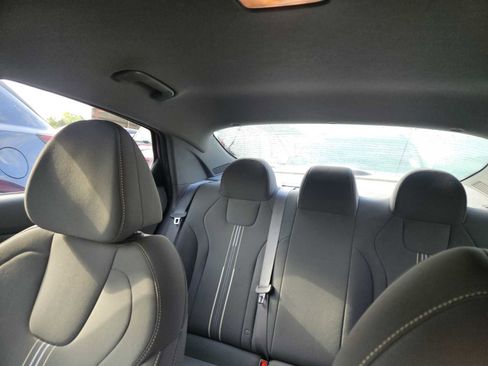 Used 2023 Hyundai Elantra Blue image 10