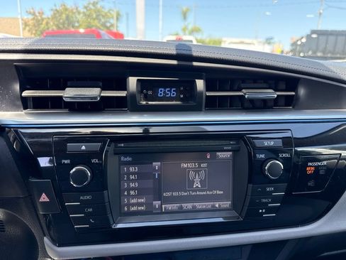 Used 2014 Toyota Corolla LE w/ Protection Package FWD image 10