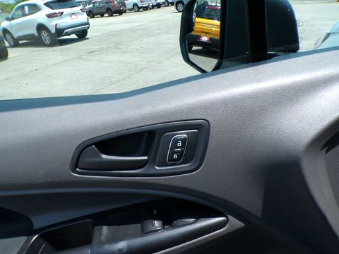 Used 2022 Ford Transit Connect XL FWD image 9