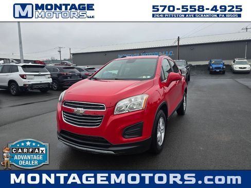 Used 2015 Chevrolet Trax LT w/ LT Sun and Sound Package image 1