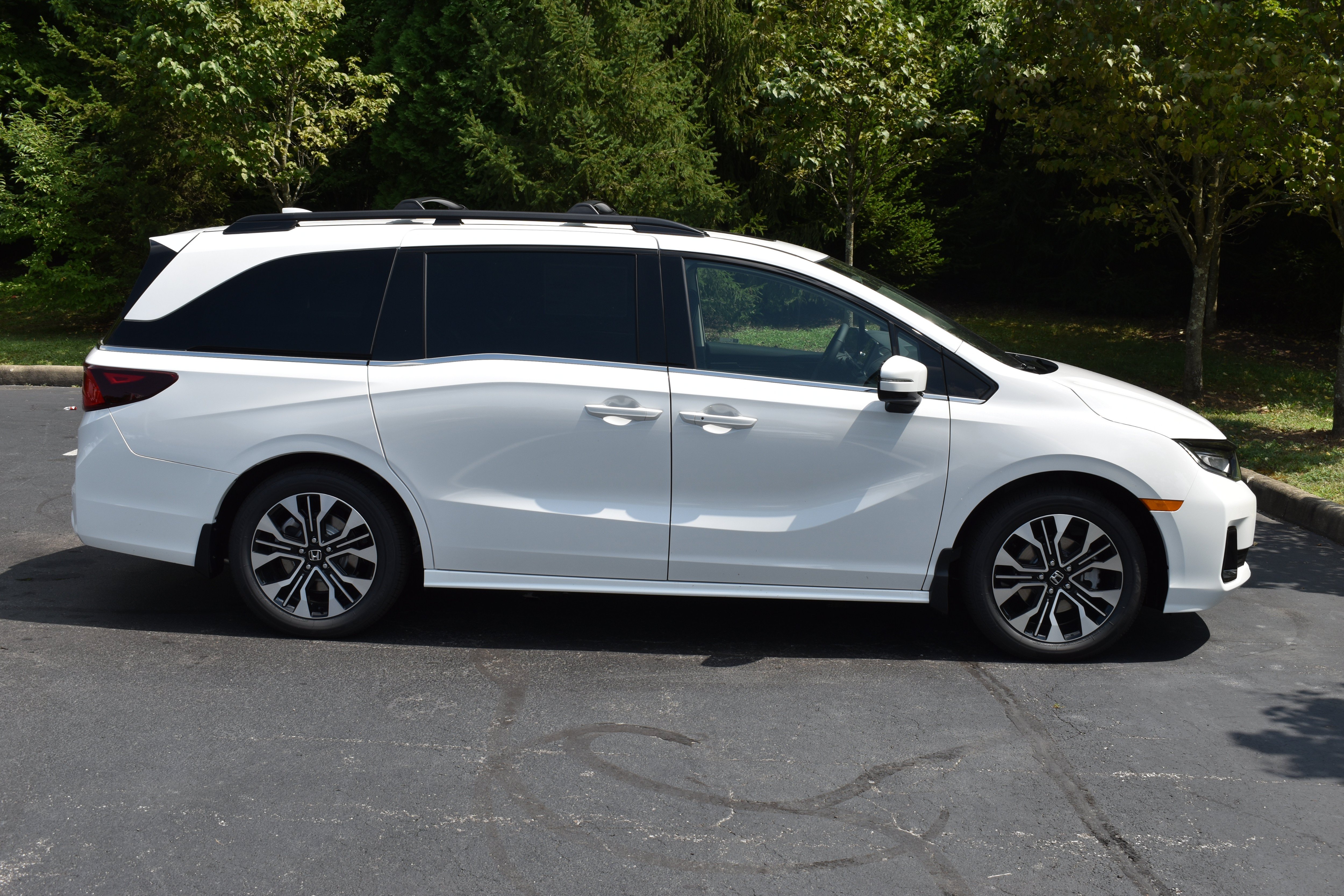 New 2027 Honda Odyssey Elite image 9