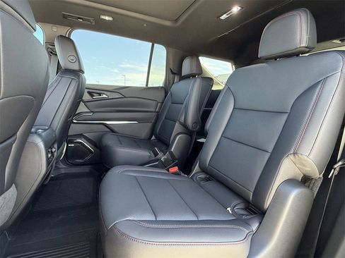 New 2026 Chevrolet Traverse Z71 image 25