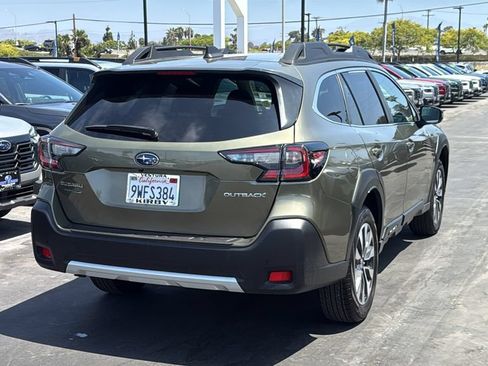 Certified 2025 Subaru Outback Limited AWD/4WD image 6