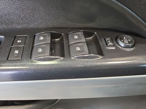 Used 2017 Chevrolet Colorado LT w/ LT Convenience Package AWD/4WD image 15