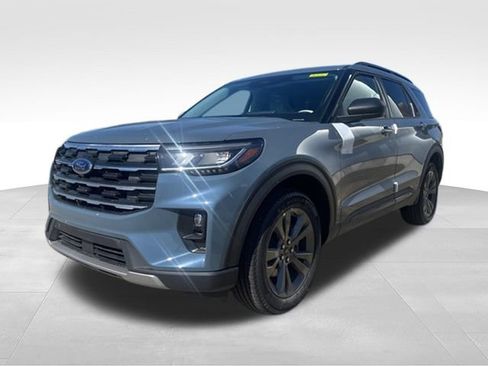 New 2026 Ford Explorer Active w/ Active Comfort Package AWD/4WD image 8