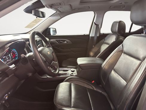 Used 2018 Chevrolet Traverse Premier w/ Redline Edition FWD image 13