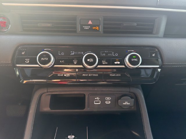 Used 2025 Honda Pilot EX-L image 35