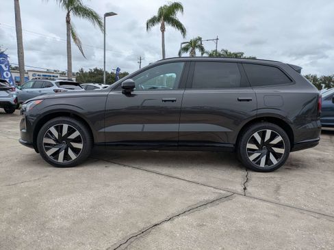 New 2025 Volvo EX90 Plus image 7