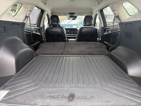 Certified 2023 Kia Sportage EX image 10