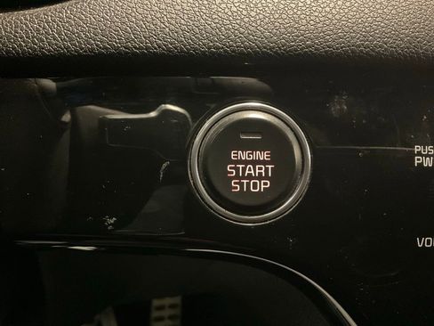 Used 2017 Kia Sportage SX image 16