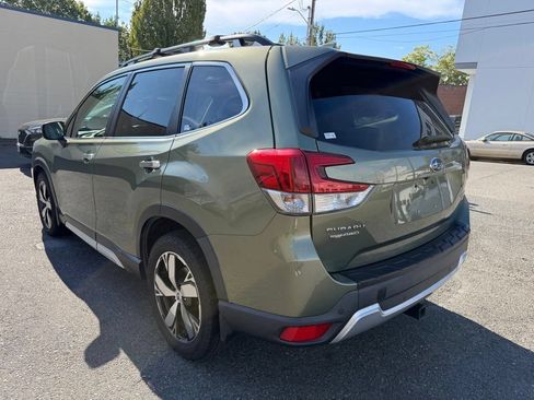 Used 2019 Subaru Forester Touring AWD/4WD image 5