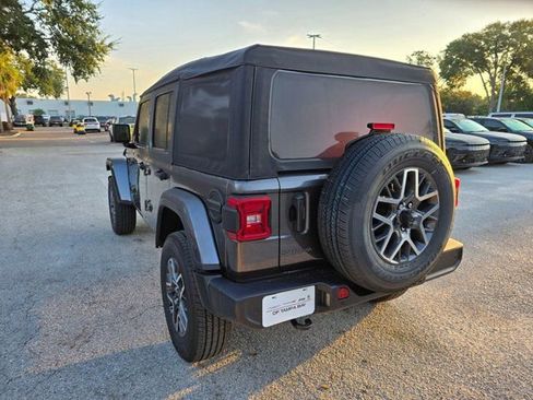 New 2025 Jeep Wrangler Unlimited Sahara w/ Safety Group AWD/4WD image 4