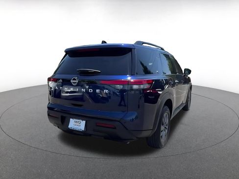 Used 2025 Nissan Pathfinder SV FWD image 14
