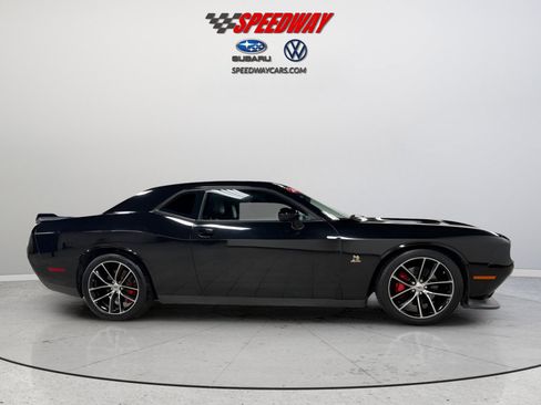 Used 2016 Dodge Challenger R/T Scat Pack w/ Leather Interior Group image 8