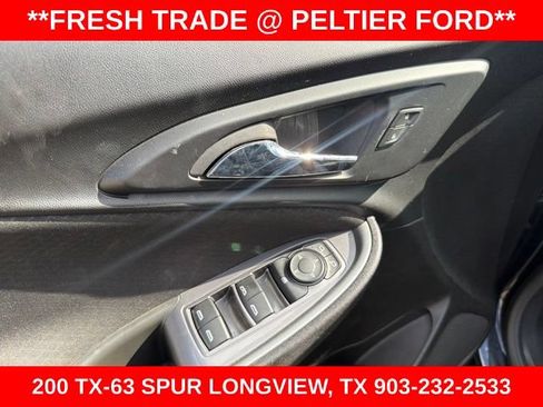 Used 2023 Chevrolet Malibu LT FWD image 14