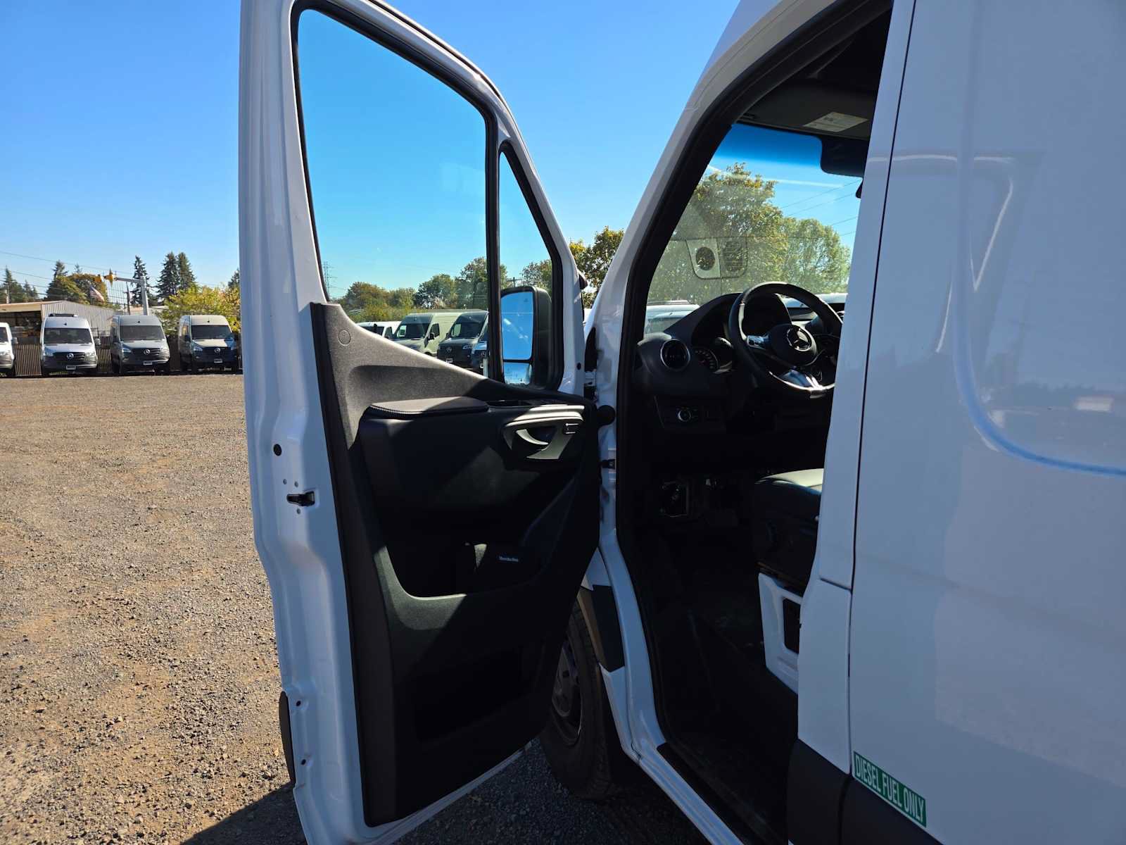 Used 2026 Mercedes-Benz Sprinter 2500 image 20