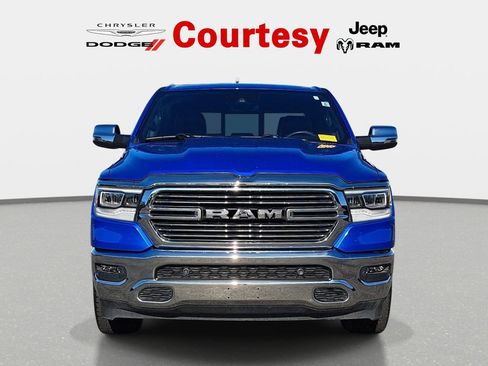 Used 2023 RAM 1500 Laramie AWD/4WD image 9