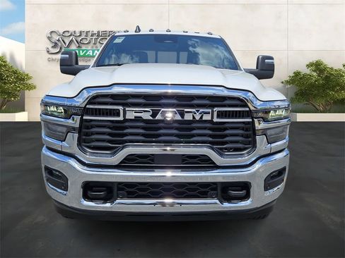 New 2025 RAM 2500 Tradesman AWD/4WD image 8