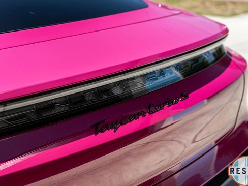 Used 2022 Porsche Taycan Turbo S image 3