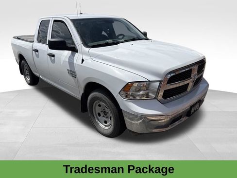 Used 2019 RAM 1500 Tradesman w/ Chrome Appearance Group AWD/4WD image 5