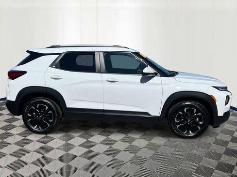 Used 2023 Chevrolet TrailBlazer LT FWD image 6