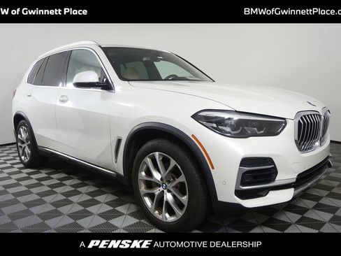 Certified 2022 BMW X5 xDrive40i w/ Premium Package AWD/4WD image 1