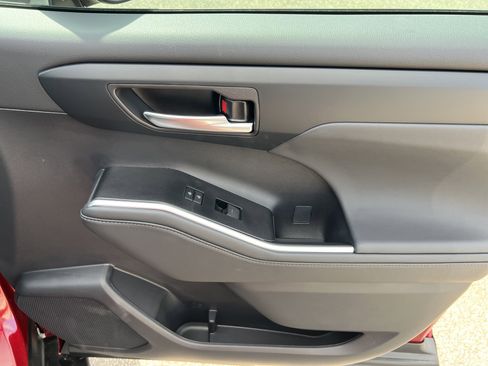 New 2026 Toyota Highlander XSE AWD/4WD image 16