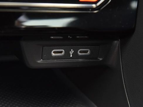 Certified 2025 Volkswagen Jetta Sport FWD image 16