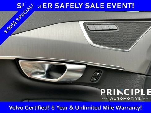 Certified 2025 Volvo XC90 B5 Core AWD/4WD image 27