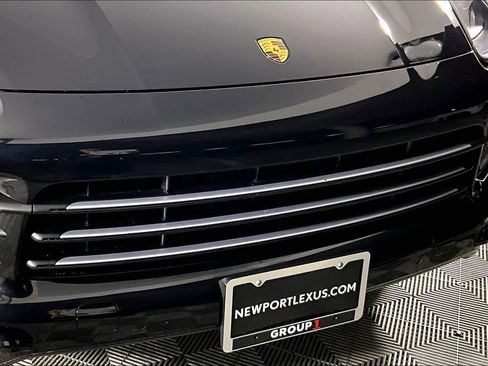 Used 2019 Porsche Cayenne S image 28