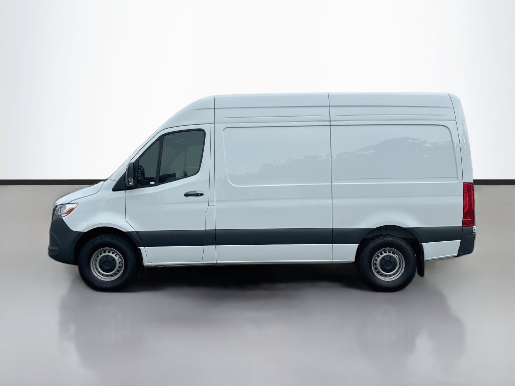 Used 2025 Mercedes-Benz Sprinter 2500 image 7